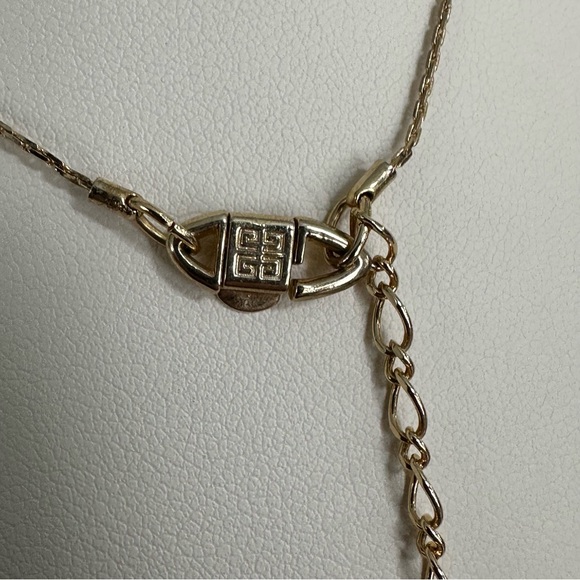 Givenchy Vintage Crystal and Gold Tone Necklace- 16-18” Adjustable & Fabulous - Picture 9 of 10